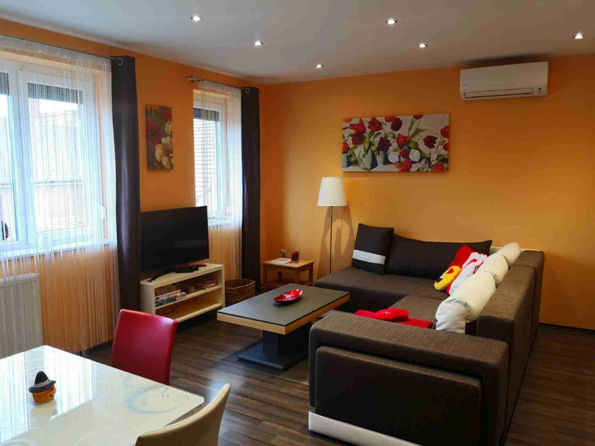 Zafír Sziget Apartman Sárvár Exterior foto