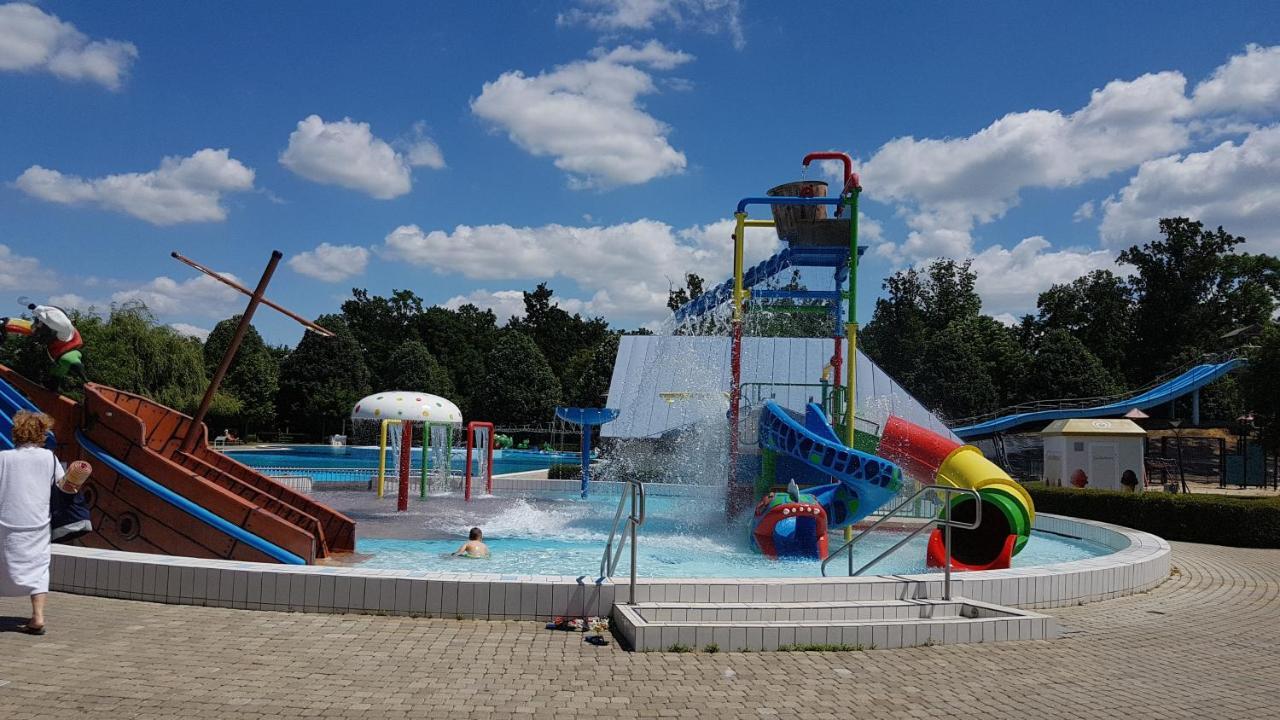 Zafír Sziget Apartman Sárvár Exterior foto